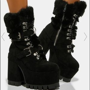 SNOW MORE LIES PLATFORM BOOTS